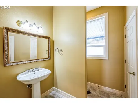 9340 SE Emmert View Court Happy Valley OR 97086