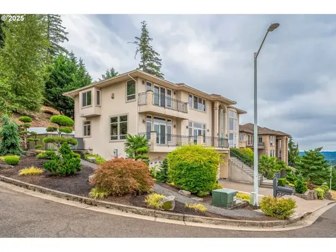9340 SE Emmert View Court Happy Valley OR 97086