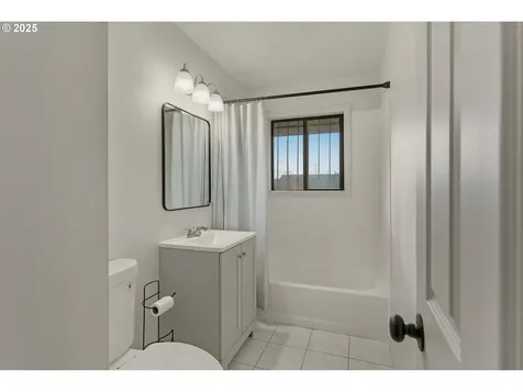 3063 SE 112th Avenue Portland OR 97266