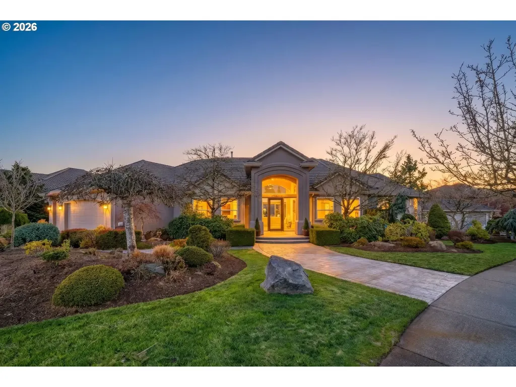 2305 NW Douglas Street Camas WA 98607