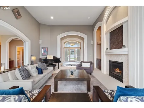 2305 NW Douglas Street Camas WA 98607