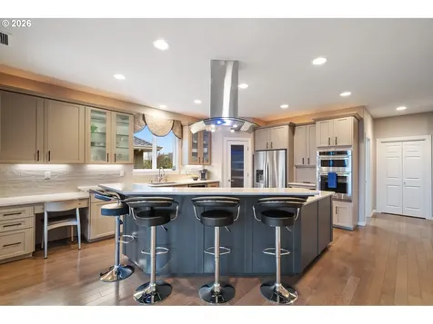 2305 NW Douglas Street Camas WA 98607