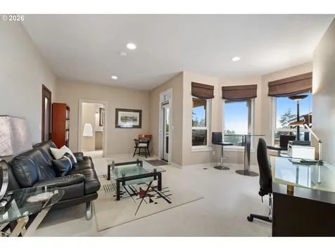 2305 NW Douglas Street Camas WA 98607