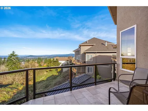 2305 NW Douglas Street Camas WA 98607