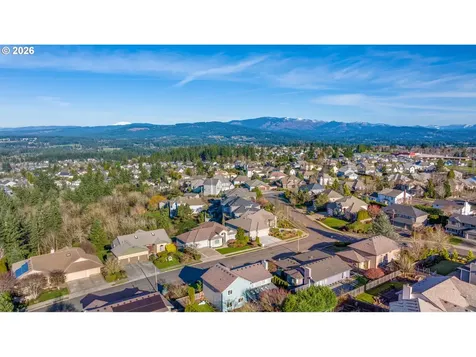 2305 NW Douglas Street Camas WA 98607