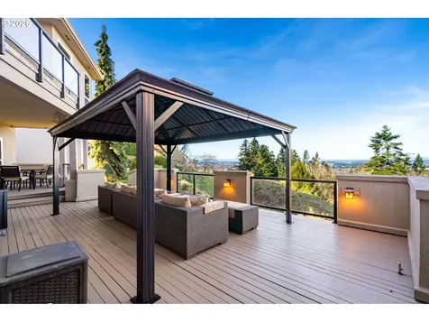 2305 NW Douglas Street Camas WA 98607