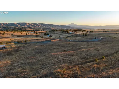 955 High Prairie Road Lyle WA 98635