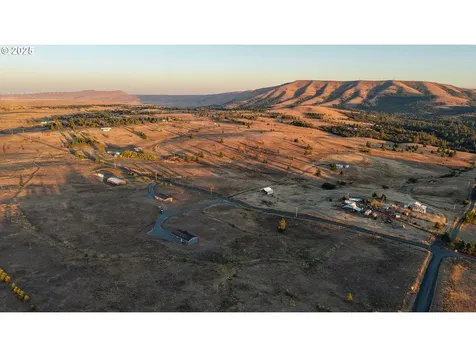 955 High Prairie Road Lyle WA 98635