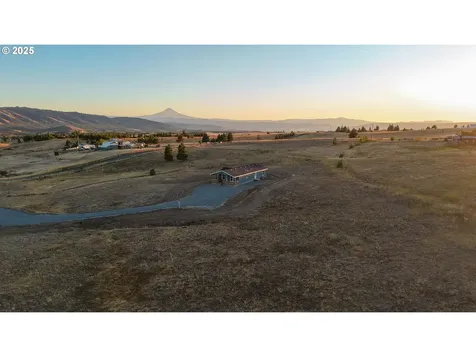 955 High Prairie Road Lyle WA 98635