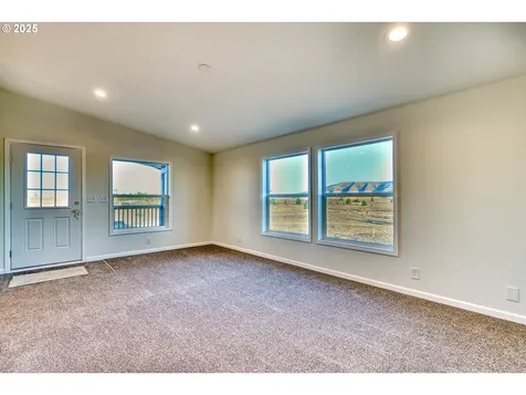 955 High Prairie Road Lyle WA 98635