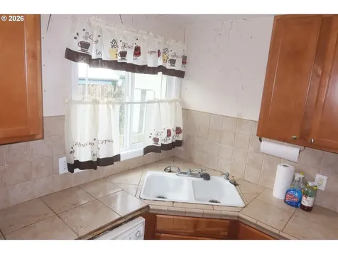 138 Maple Boulevard Wood Village OR 97060