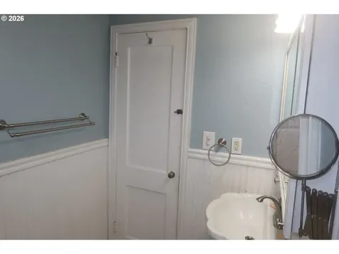 138 Maple Boulevard Wood Village OR 97060