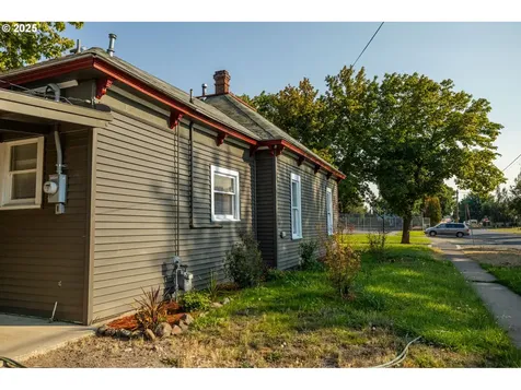201 E Burgen Street Goldendale WA 98620