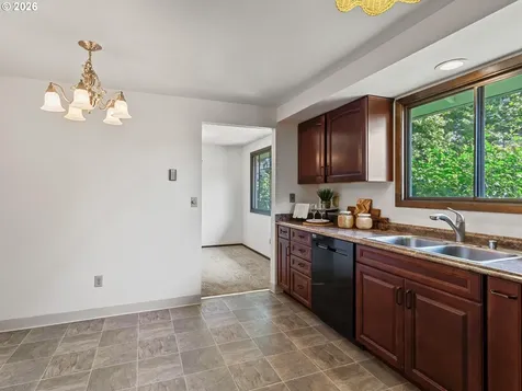 2605 NE 49th Street Vancouver WA 98663