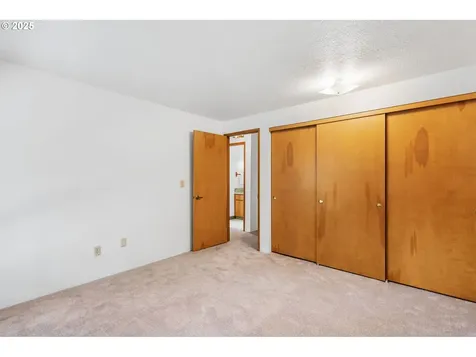 7075 SW Tierra Del Mar Drive Beaverton OR 97007