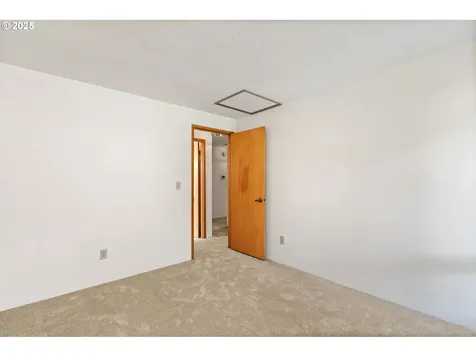 7075 SW Tierra Del Mar Drive Beaverton OR 97007