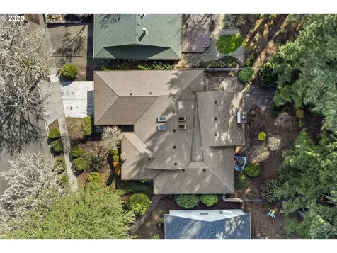 7075 SW Tierra Del Mar Drive Beaverton OR 97007