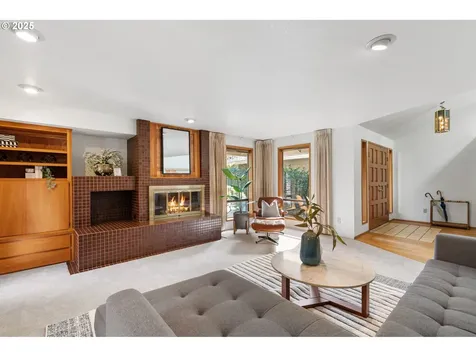 7075 SW Tierra Del Mar Drive Beaverton OR 97007