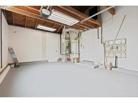9610 N Seneca Street Portland OR 97203