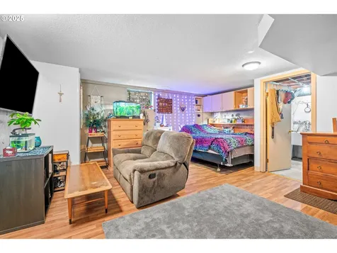 2332 2334 SE 72nd Avenue Portland OR 97215