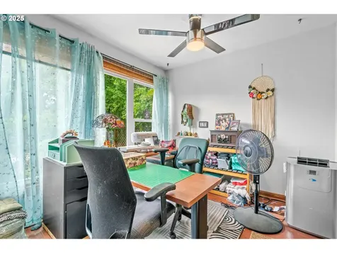 2332 2334 SE 72nd Avenue Portland OR 97215