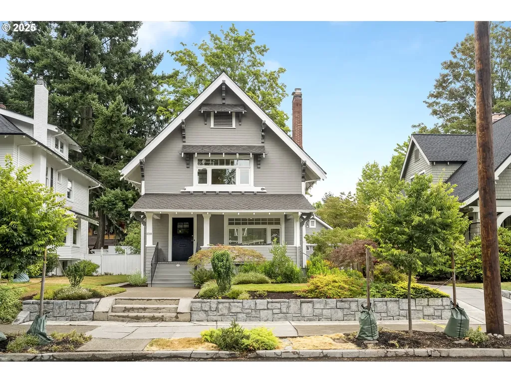 2746 NE 22nd Avenue Portland OR 97212