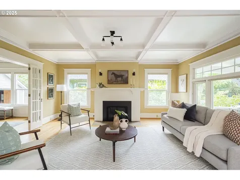 2746 NE 22nd Avenue Portland OR 97212