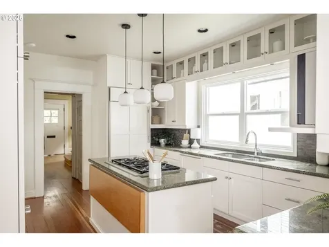 2746 NE 22nd Avenue Portland OR 97212