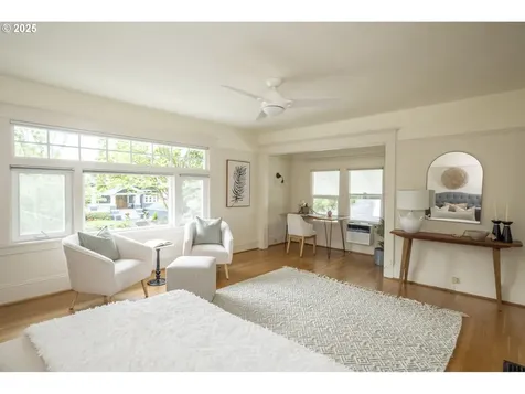 2746 NE 22nd Avenue Portland OR 97212