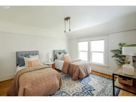 2746 NE 22nd Avenue Portland OR 97212