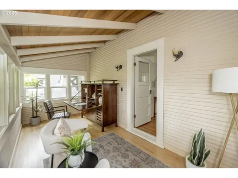 2746 NE 22nd Avenue Portland OR 97212