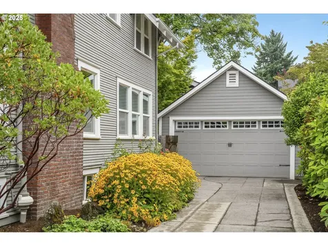 2746 NE 22nd Avenue Portland OR 97212