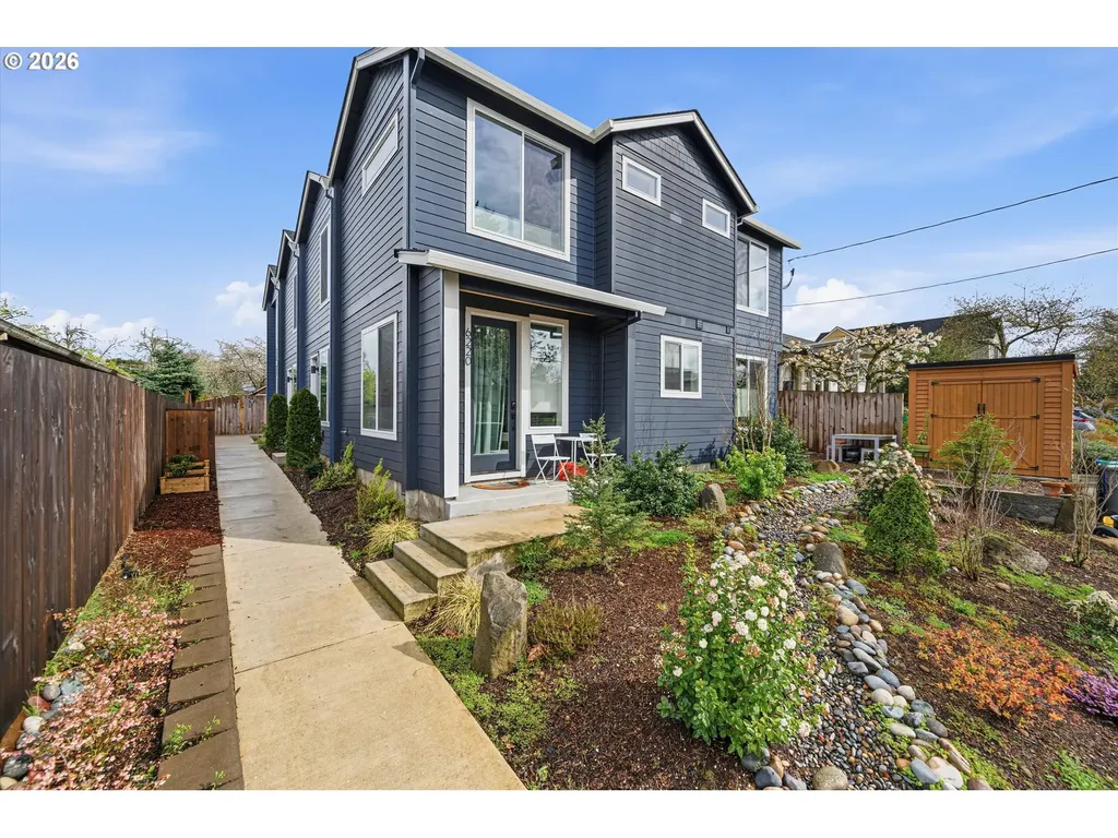 6224 NE 11th Avenue Portland OR 97211