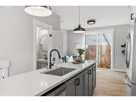 6224 NE 11th Avenue Portland OR 97211