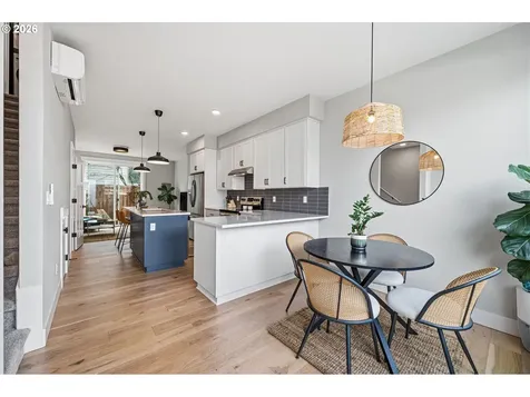 6224 NE 11th Avenue Portland OR 97211