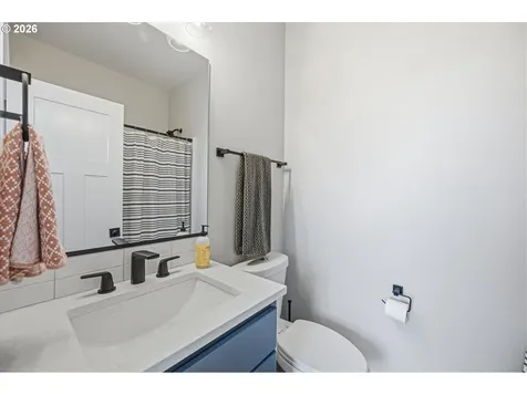 6224 NE 11th Avenue Portland OR 97211