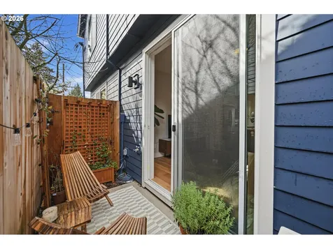 6224 NE 11th Avenue Portland OR 97211