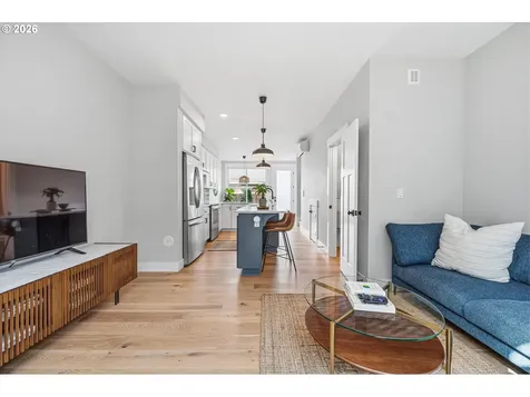 6224 NE 11th Avenue Portland OR 97211