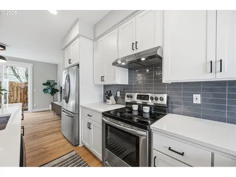 6224 NE 11th Avenue Portland OR 97211