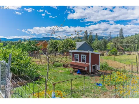 3 Tomahawk Road White Salmon WA 98672