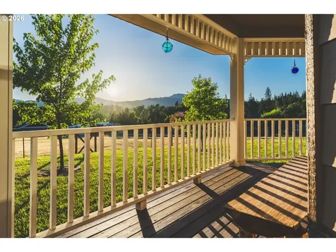 3 Tomahawk Road White Salmon WA 98672