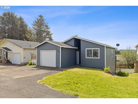 1754 NE 13th Street Lincoln City OR 97367