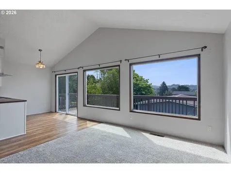 1754 NE 13th Street Lincoln City OR 97367