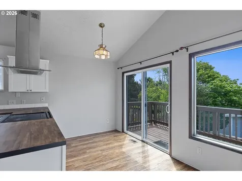 1754 NE 13th Street Lincoln City OR 97367