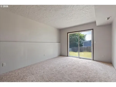 1754 NE 13th Street Lincoln City OR 97367