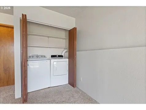 1754 NE 13th Street Lincoln City OR 97367