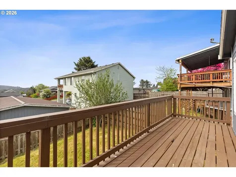 1754 NE 13th Street Lincoln City OR 97367