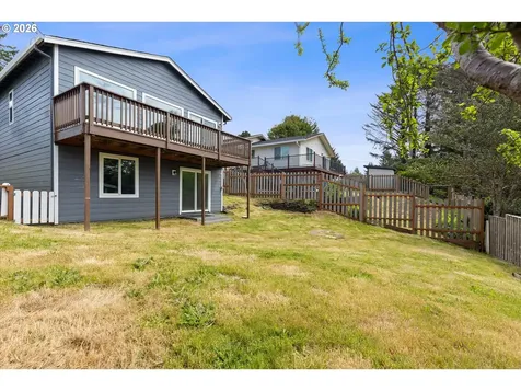 1754 NE 13th Street Lincoln City OR 97367