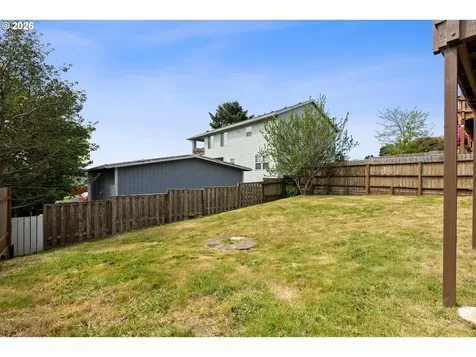 1754 NE 13th Street Lincoln City OR 97367