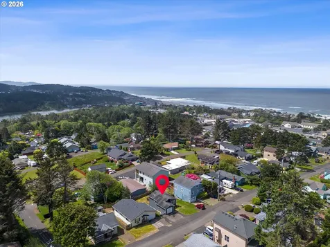 1754 NE 13th Street Lincoln City OR 97367